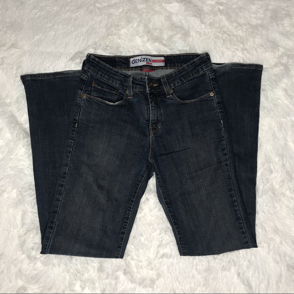 Denizen from Levi’s bootcut blue jeans size 5